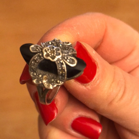 Ring - Picture 2 of 2